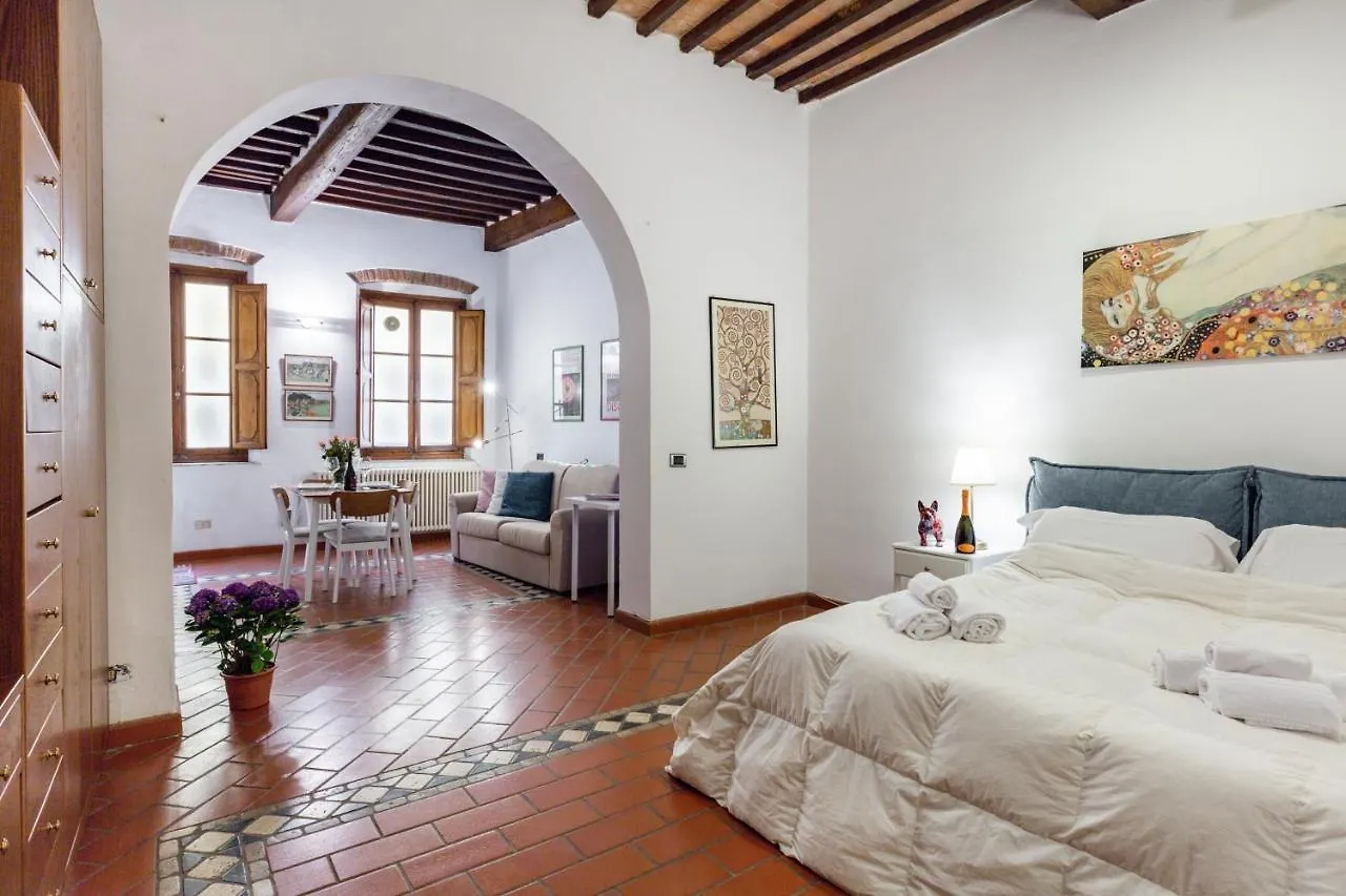 Pisa Stylish Loft In The City Center Apartment